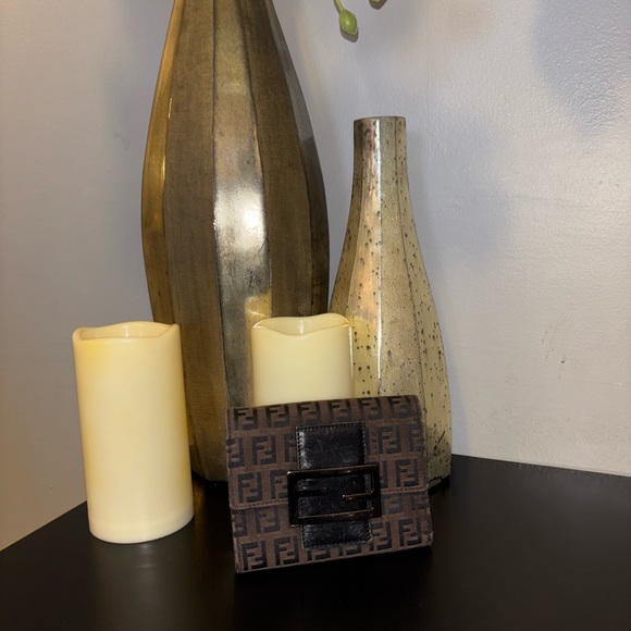 Fendi Other - Fendi Gold and Cream Vases